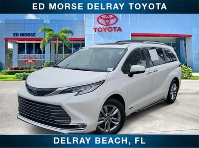 2021 Toyota Sienna Limited 7 Passenger