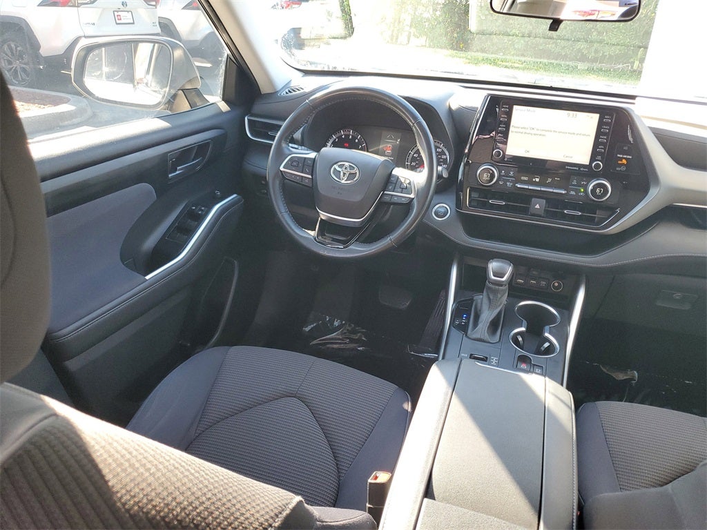 2021 Toyota Highlander LE