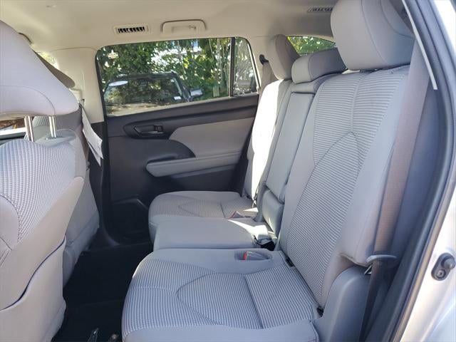 2022 Toyota Highlander LE