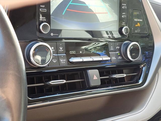 2022 Toyota Highlander LE