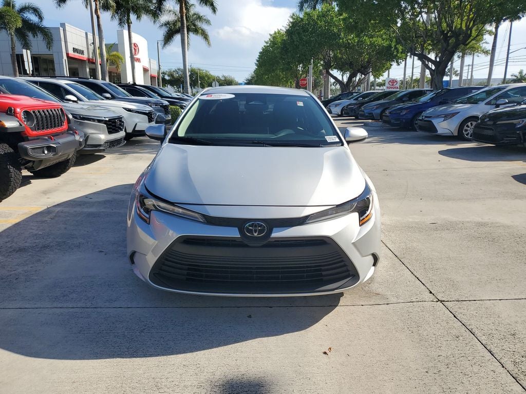 2025 Toyota Corolla LE