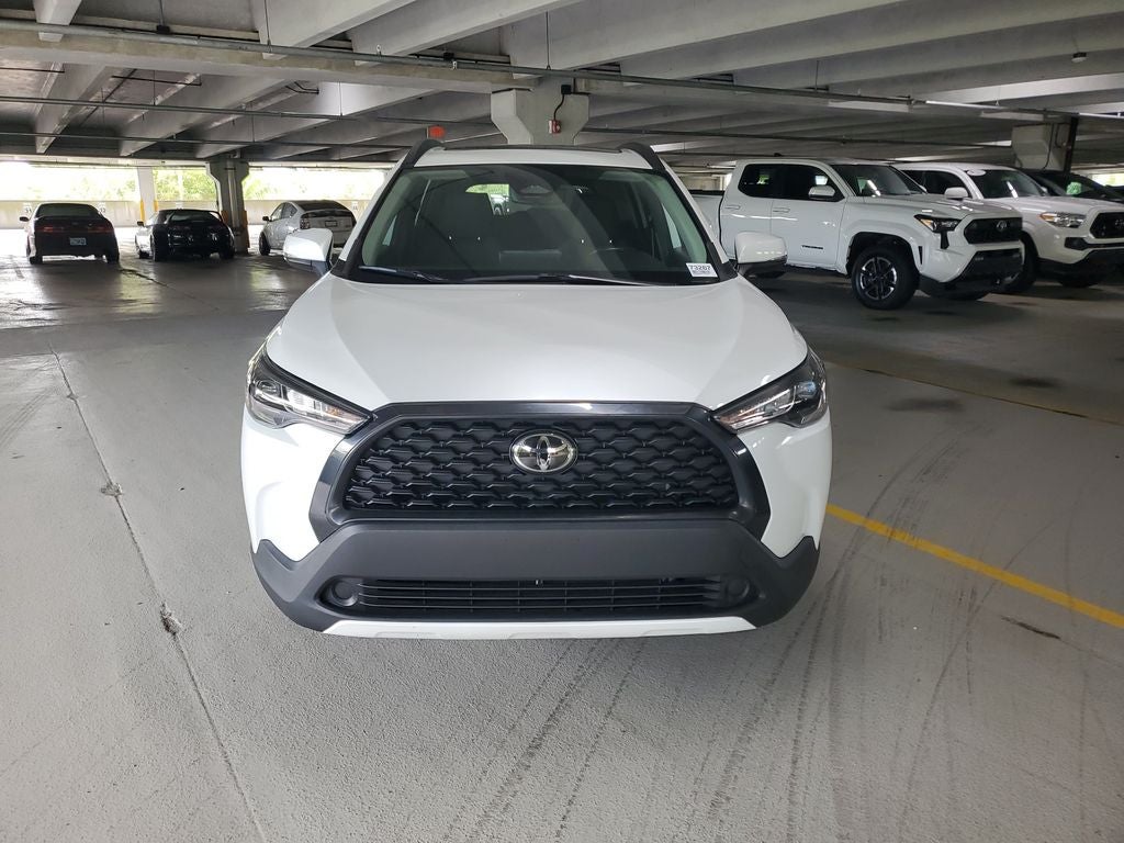 2024 Toyota Corolla Cross LE