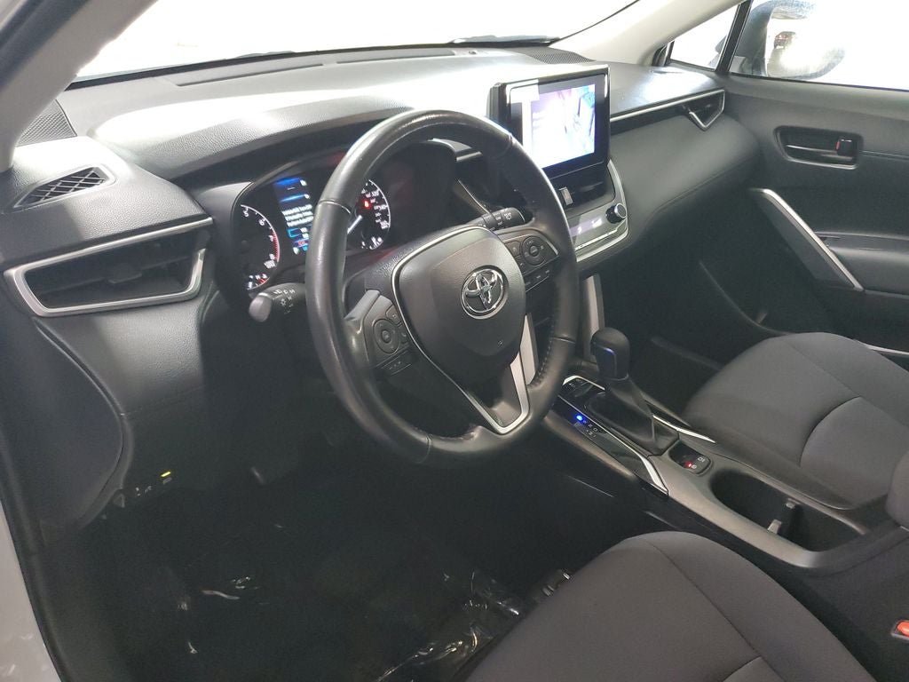 2024 Toyota Corolla Cross LE