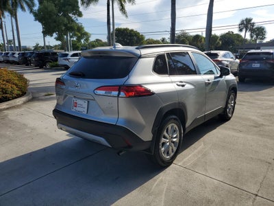 2024 Toyota Corolla Cross LE