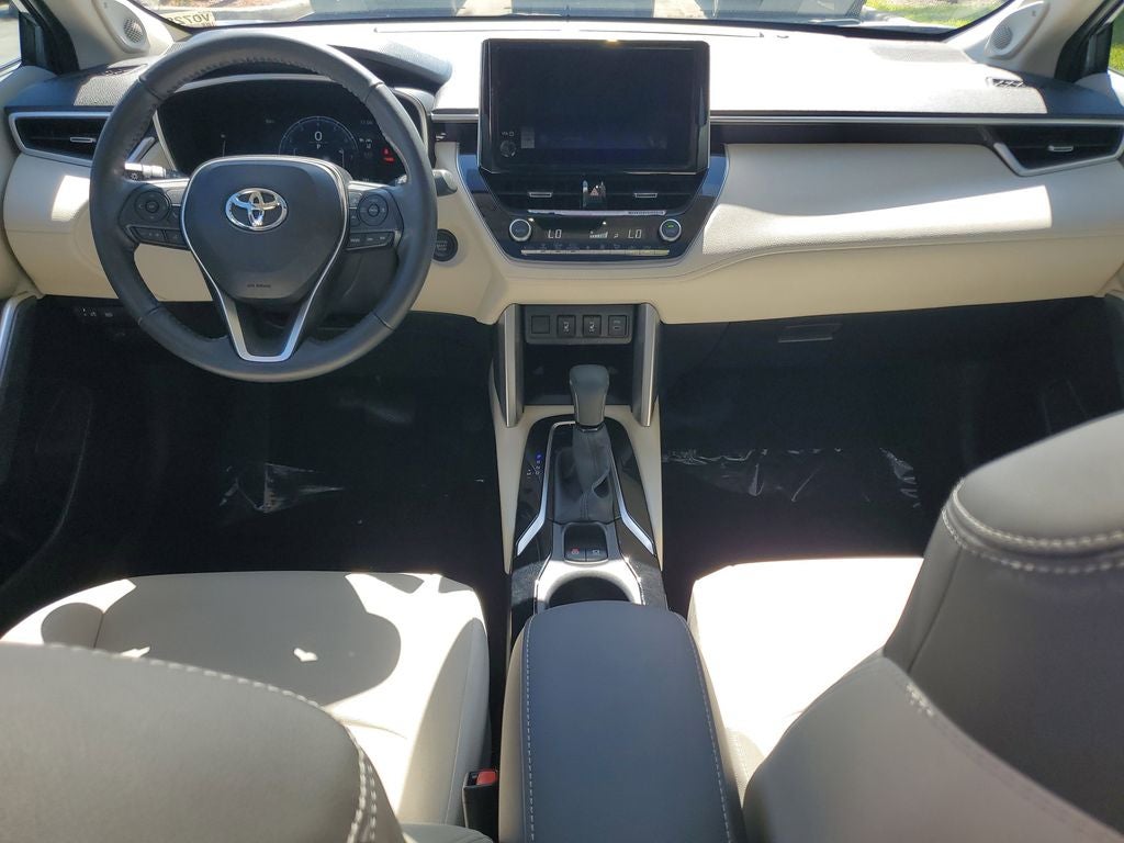 2024 Toyota Corolla Cross XLE