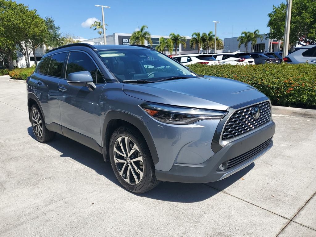2024 Toyota Corolla Cross XLE