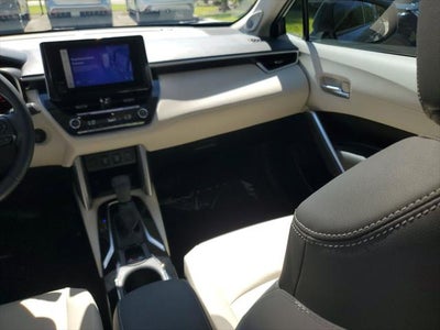 2024 Toyota Corolla Cross XLE