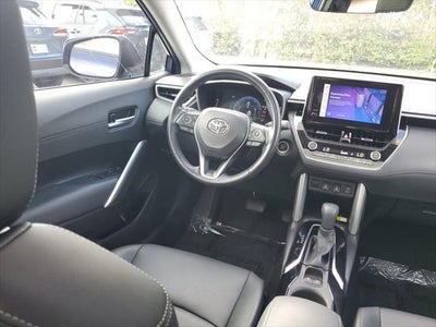 2023 Toyota Corolla Cross XLE