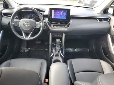 2023 Toyota Corolla Cross XLE