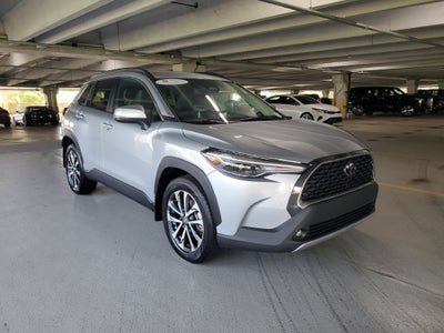 2024 Toyota Corolla Cross XLE