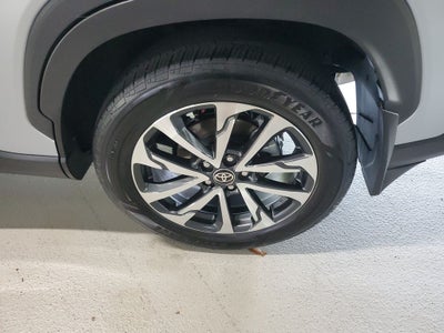 2024 Toyota Corolla Cross XLE