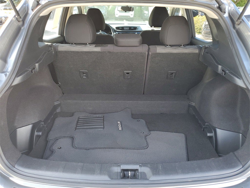 2018 Nissan Rogue Sport SV