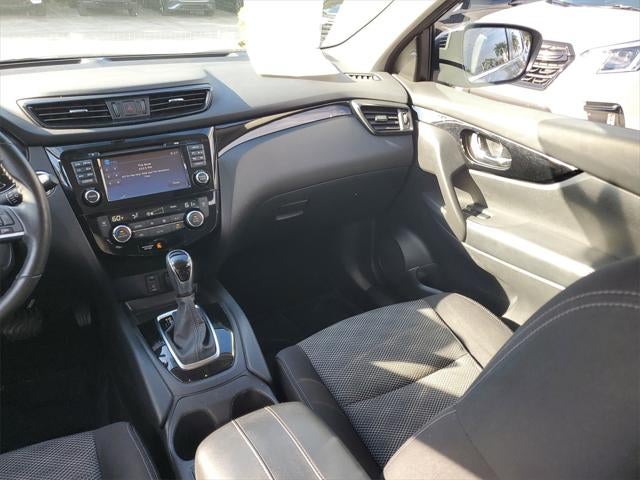 2018 Nissan Rogue Sport SV