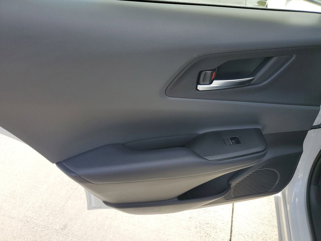 2025 Toyota Prius XLE