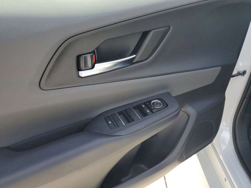 2025 Toyota Prius XLE