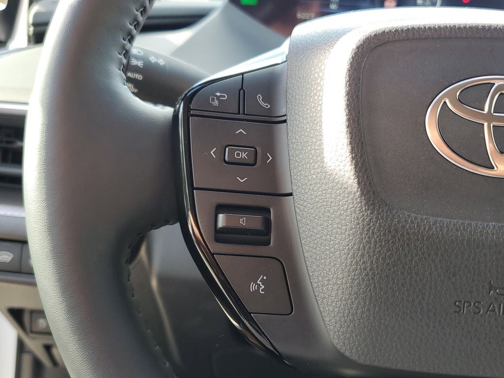 2025 Toyota Prius XLE