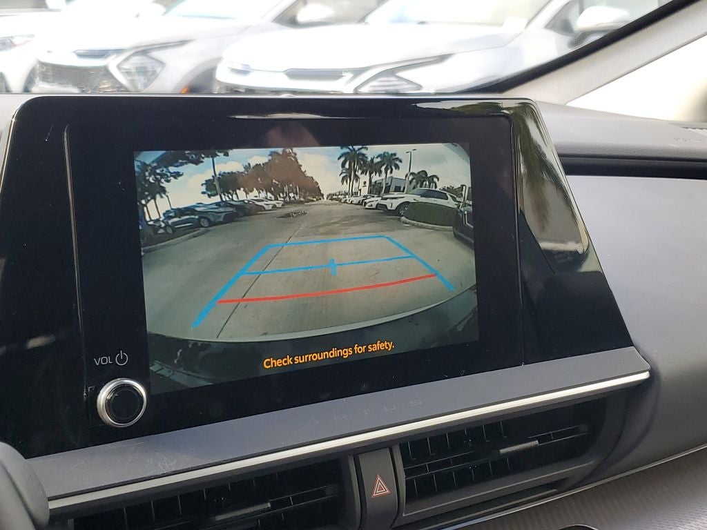 2025 Toyota Prius XLE