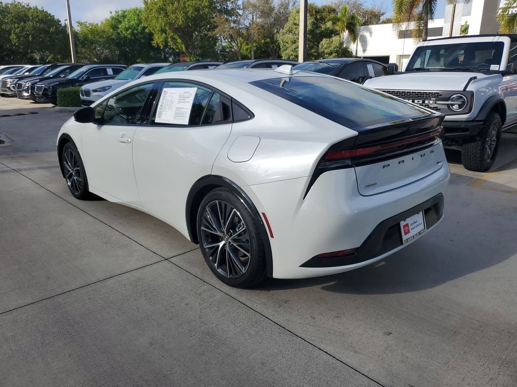 2025 Toyota Prius XLE