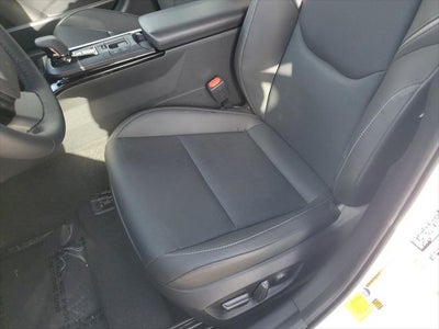 2025 Toyota Prius XLE