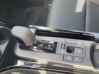 2025 Toyota Prius XLE