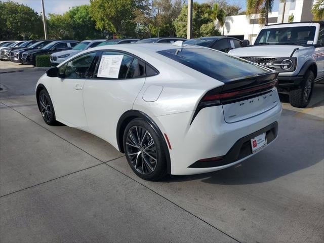 2025 Toyota Prius XLE