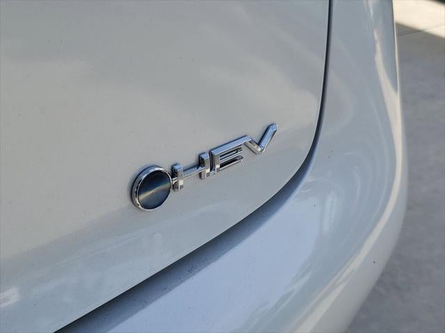 2025 Toyota Prius XLE