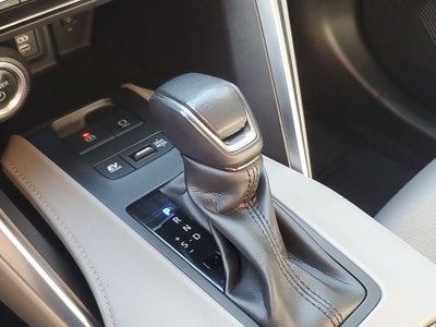 2023 Toyota Venza LE