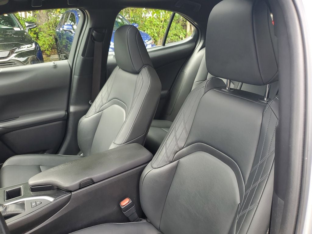 2023 Lexus UX 250h Base