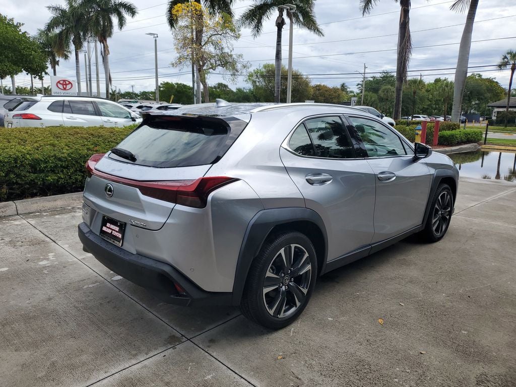 2023 Lexus UX 250h Base