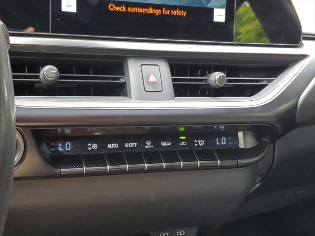 2023 Lexus UX 250h Base