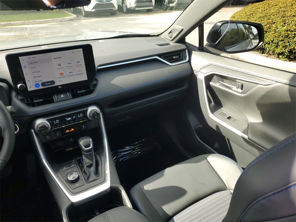 2025 Toyota RAV4 Hybrid XSE