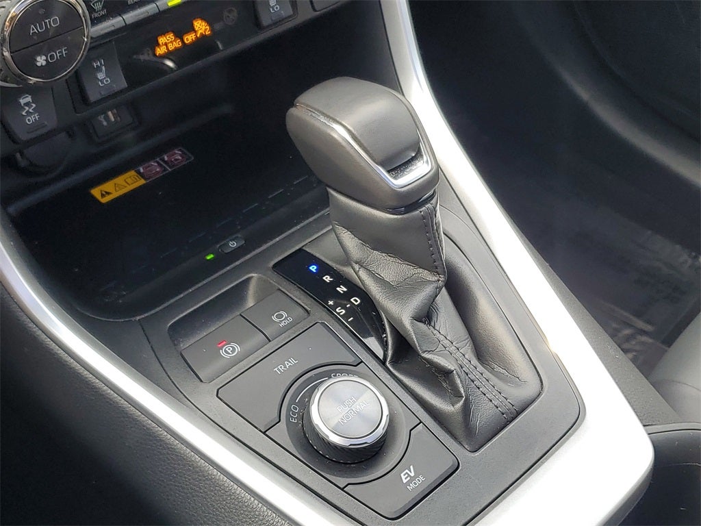 2025 Toyota RAV4 Hybrid XSE