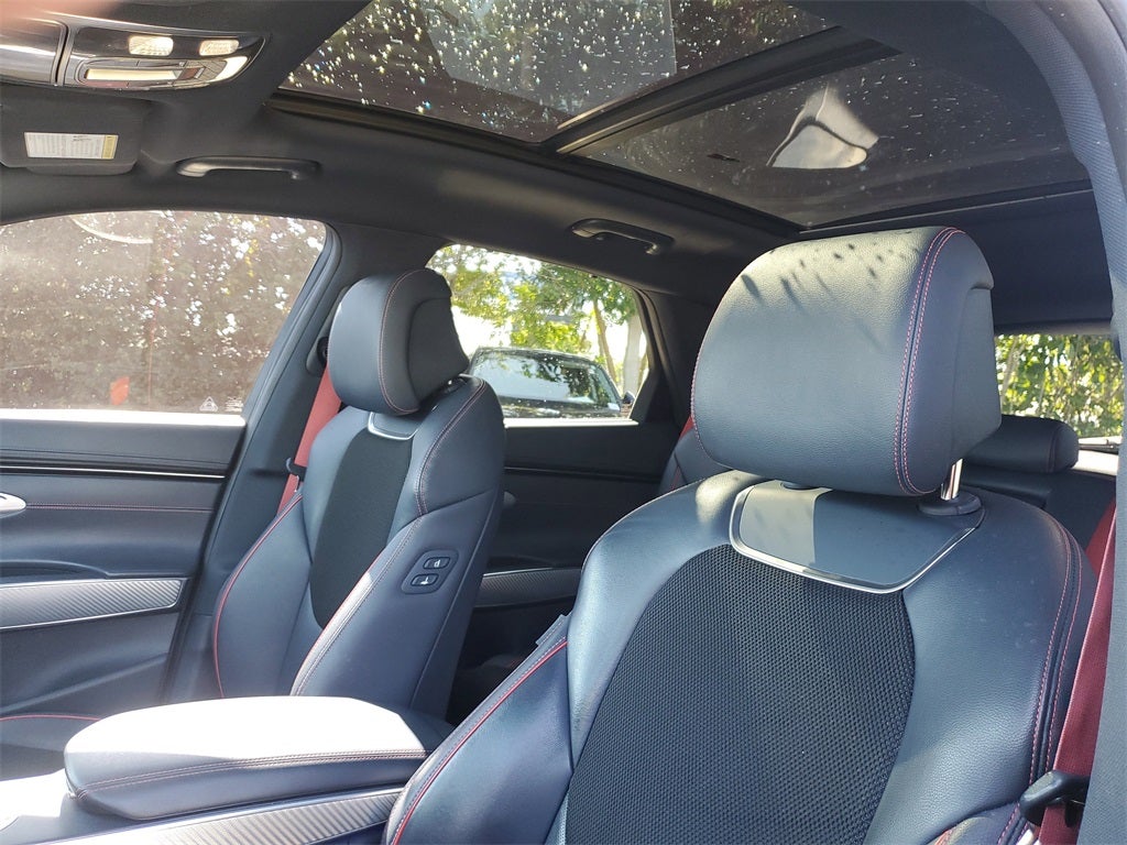 2023 Genesis GV70 2.5T