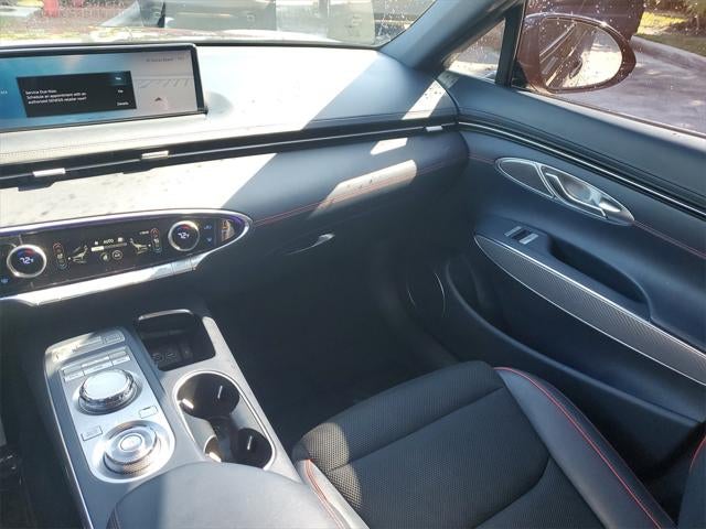 2023 Genesis GV70 2.5T