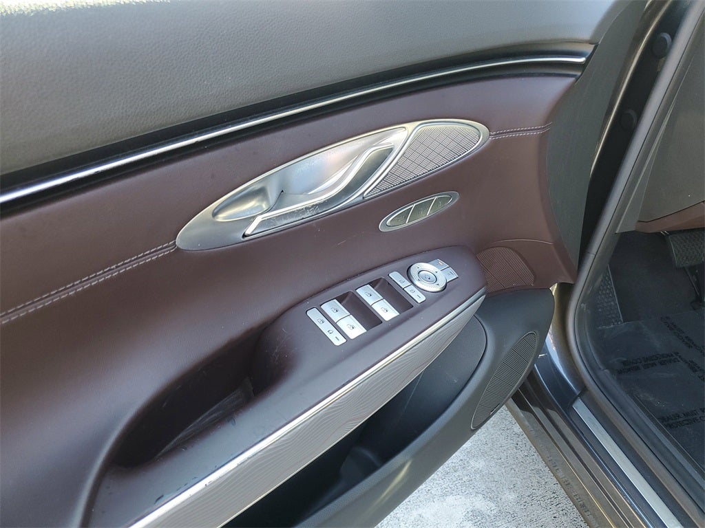 2022 Genesis GV70 2.5T