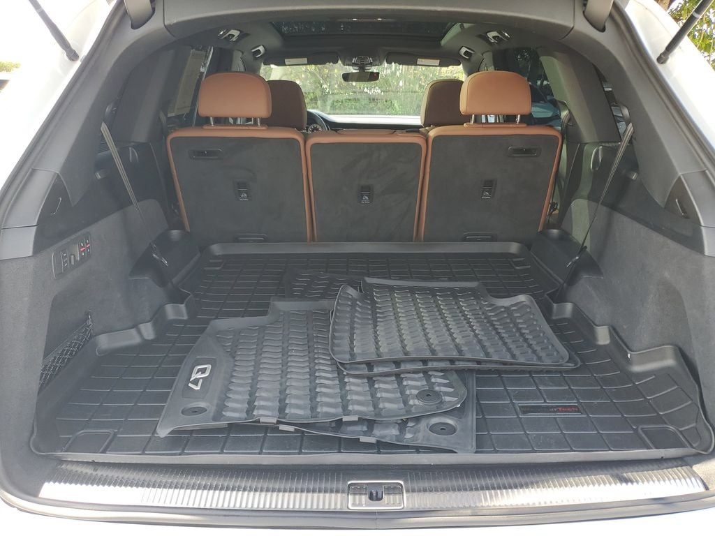 2023 Audi Q7 55 Prestige quattro