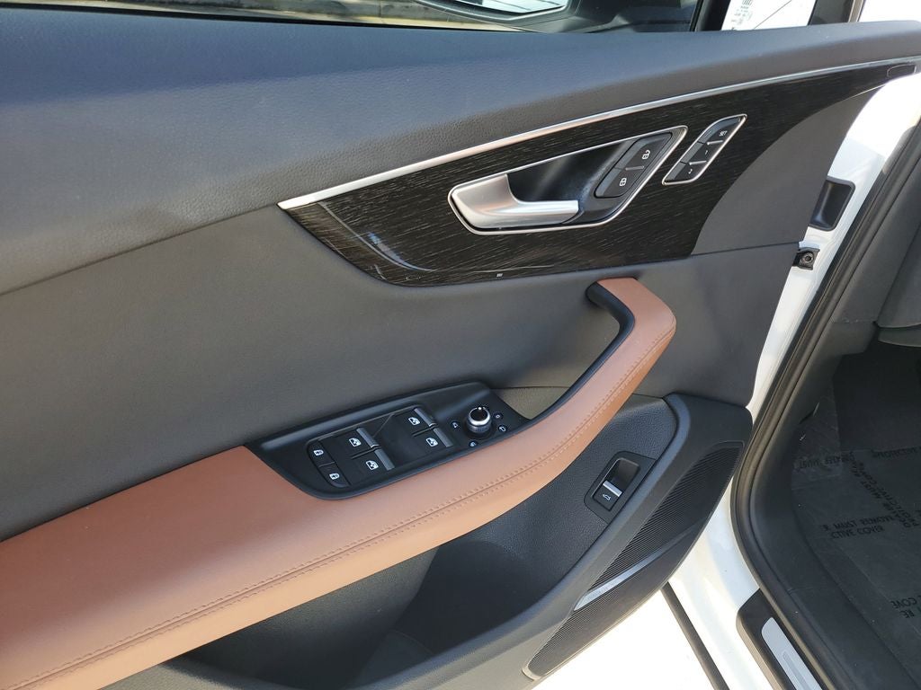 2023 Audi Q7 55 Prestige quattro