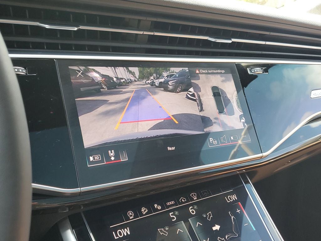 2023 Audi Q7 55 Prestige quattro