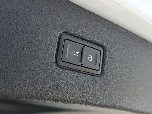 2023 Audi Q7 55 Prestige quattro