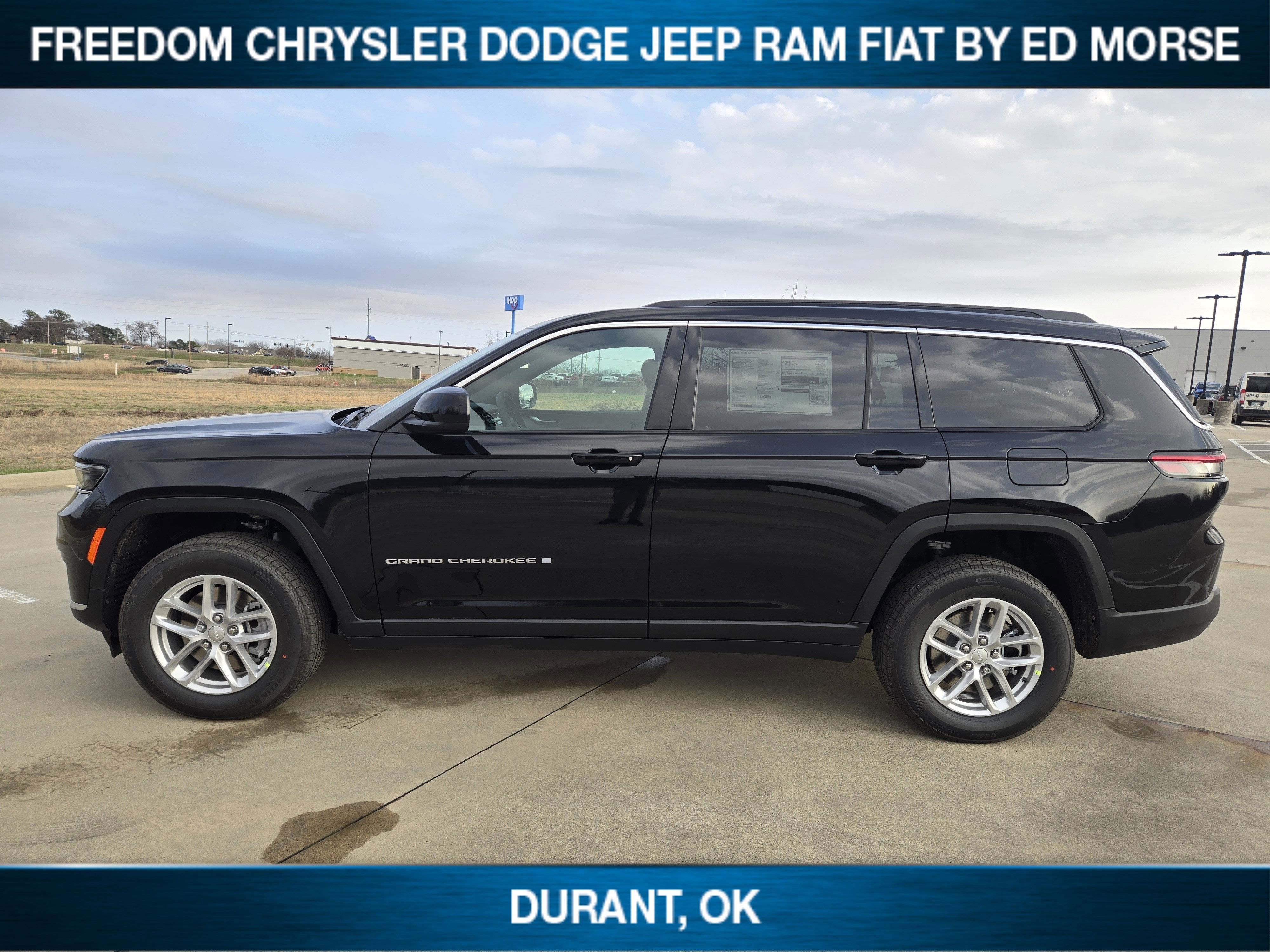 2026 Jeep Grand Cherokee Laredo X