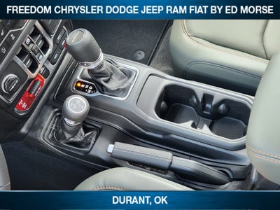 2025 Jeep Gladiator Mojave X