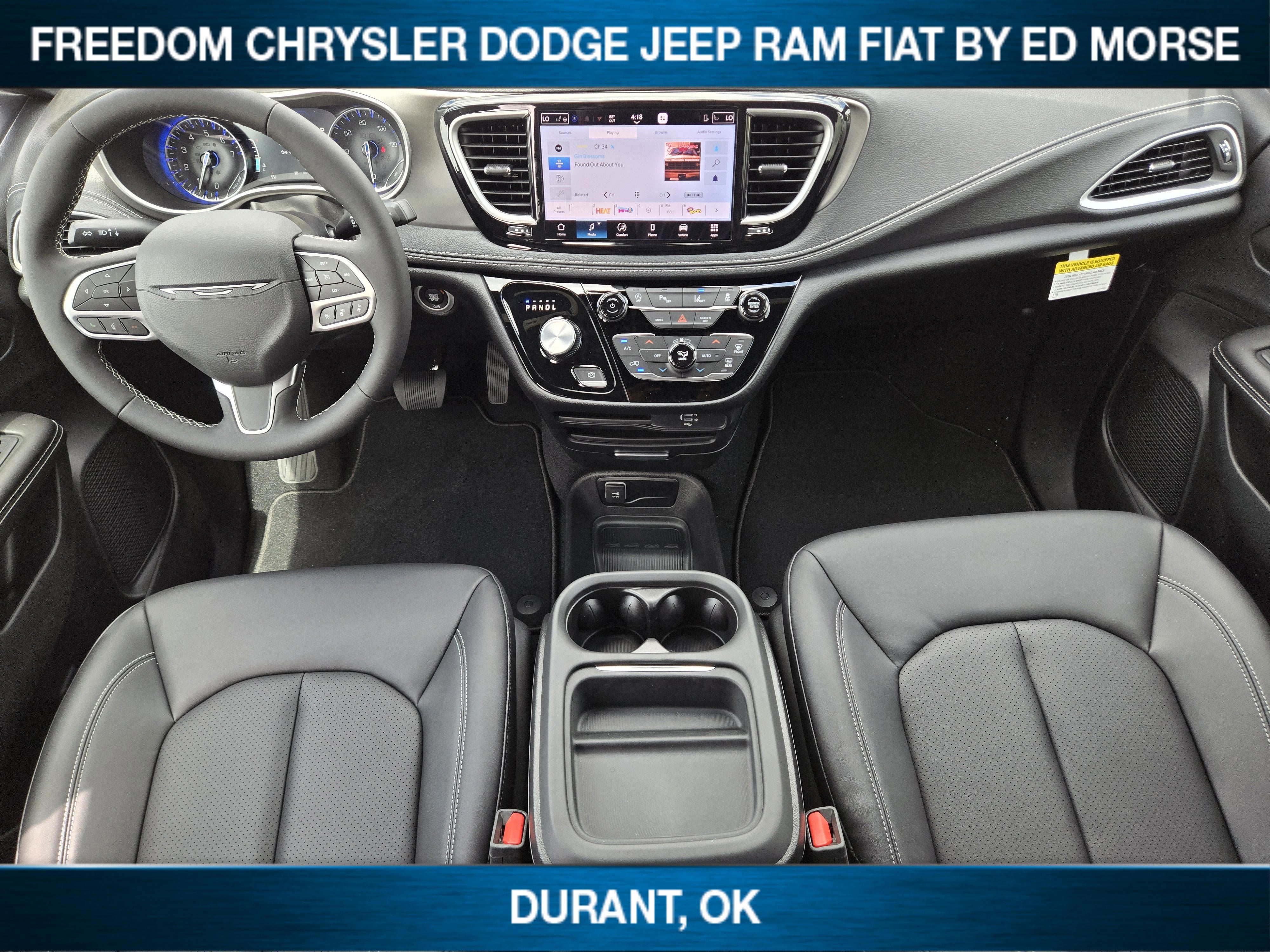 2027 Chrysler Pacifica Select