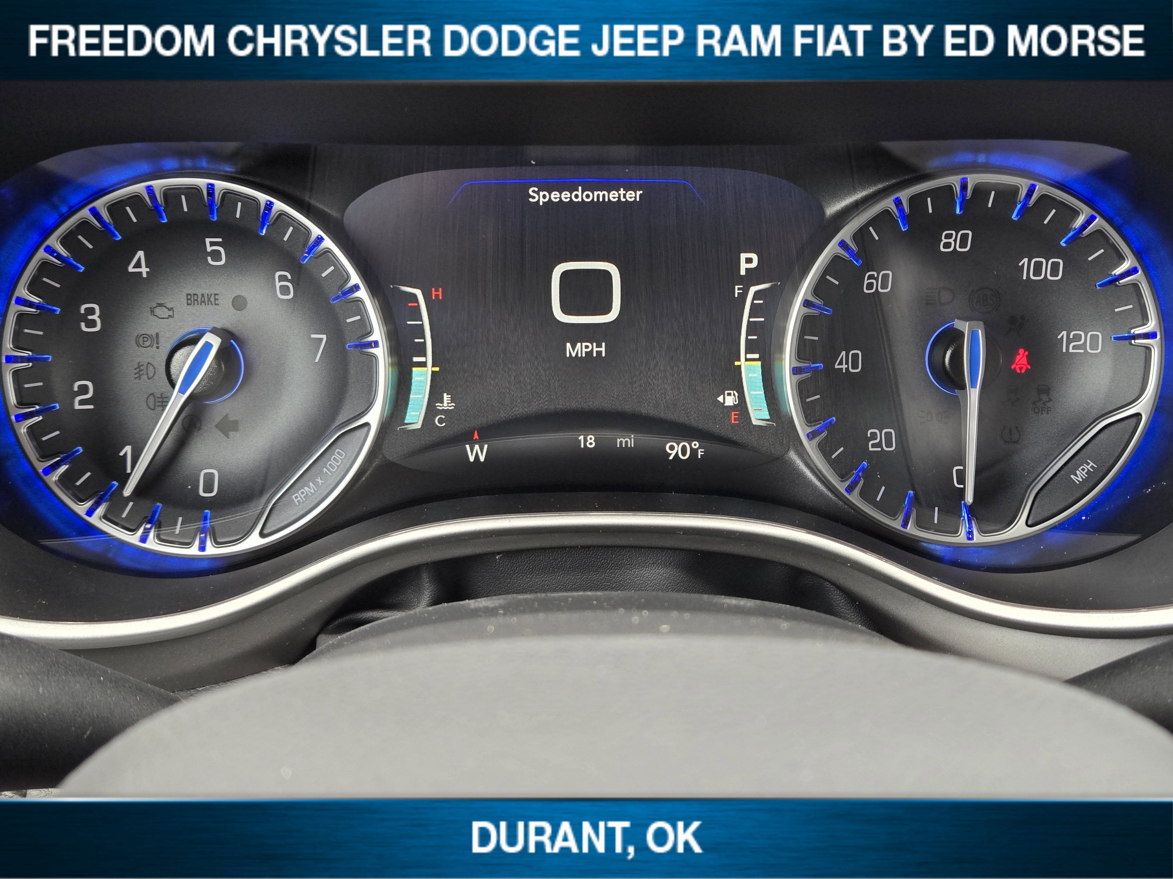 2027 Chrysler Pacifica Select
