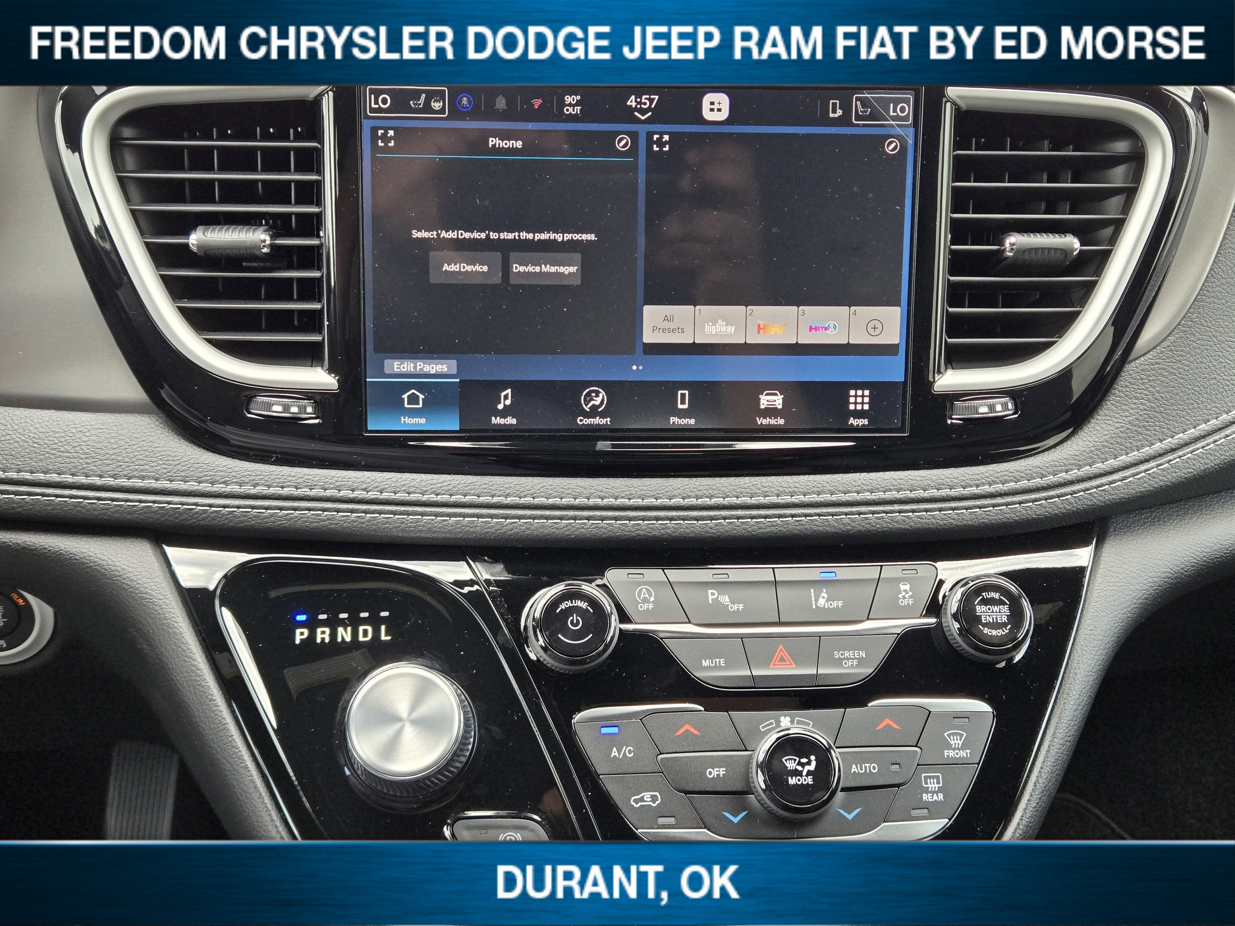 2027 Chrysler Pacifica Select