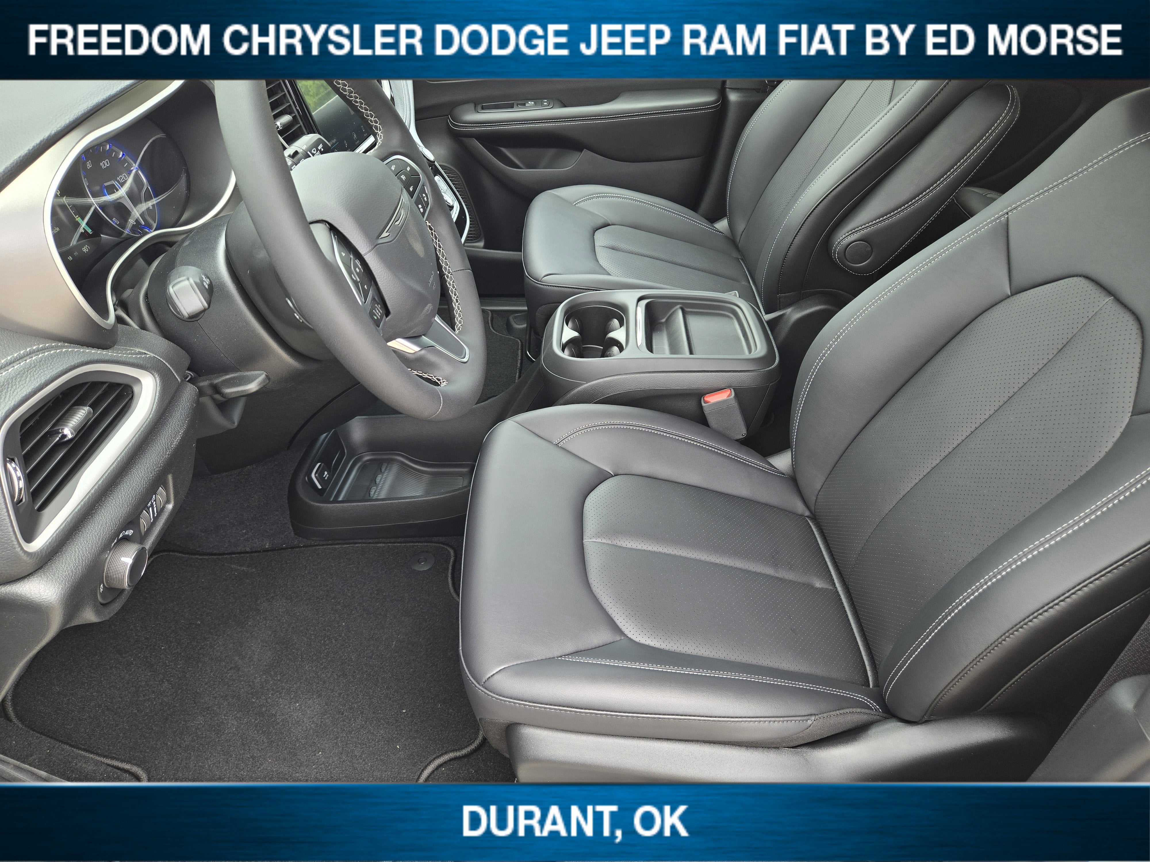 2027 Chrysler Pacifica Select