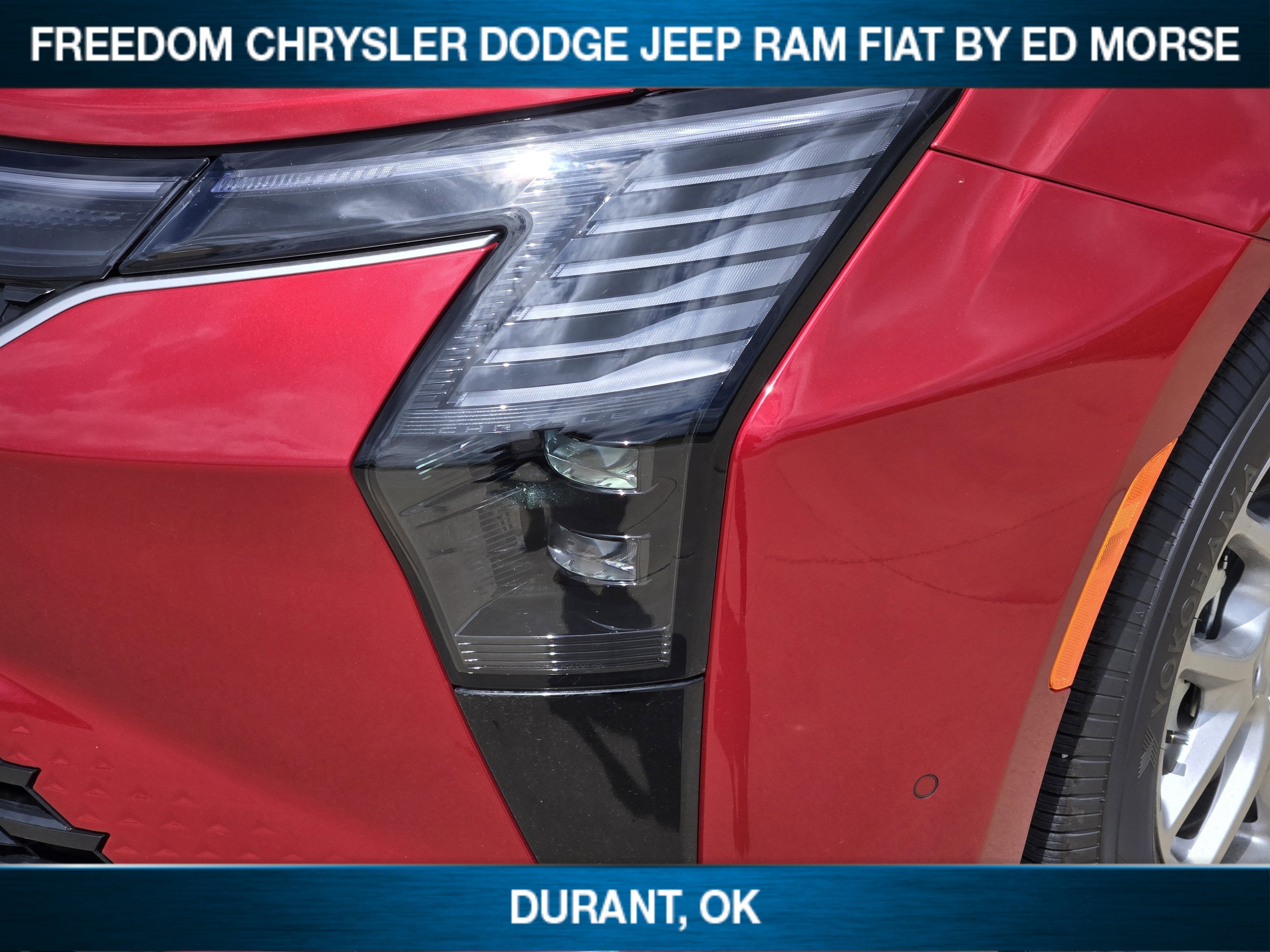 2027 Chrysler Pacifica Select