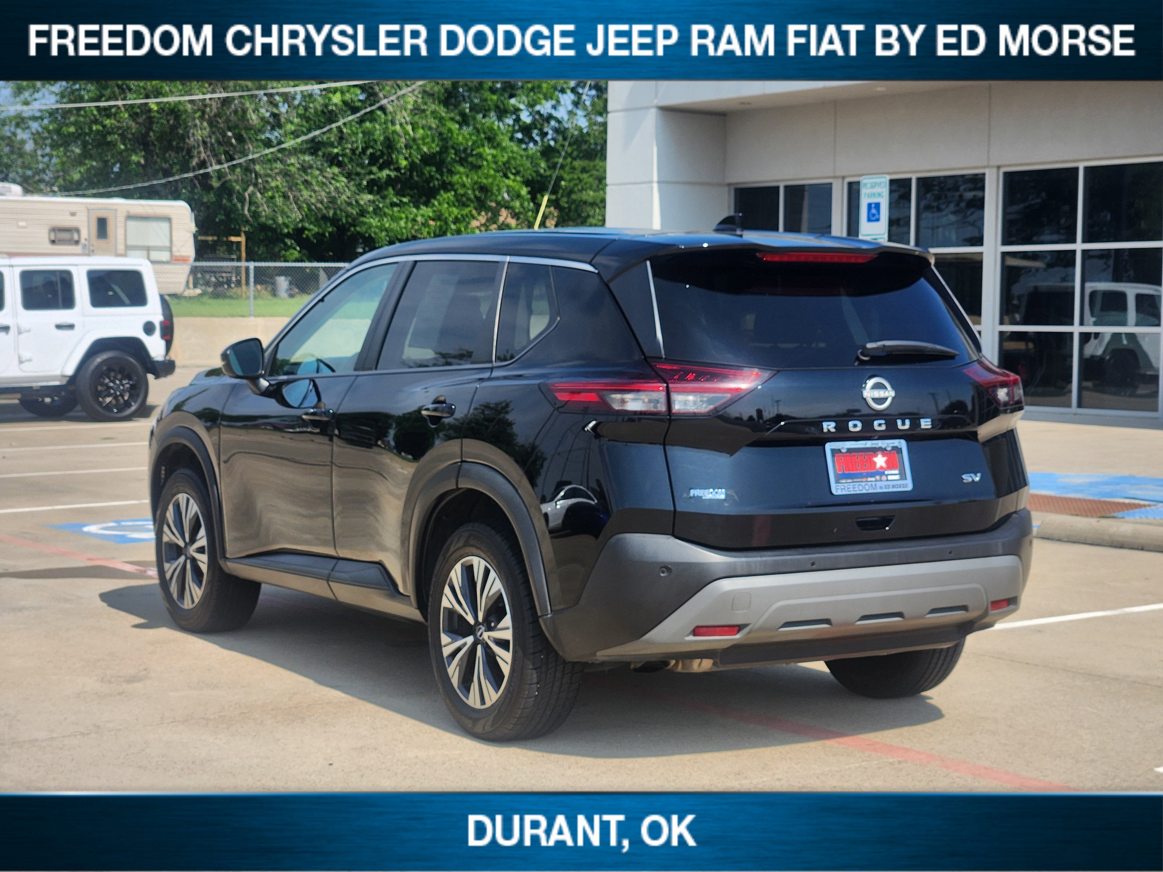 2022 Nissan Rogue SV
