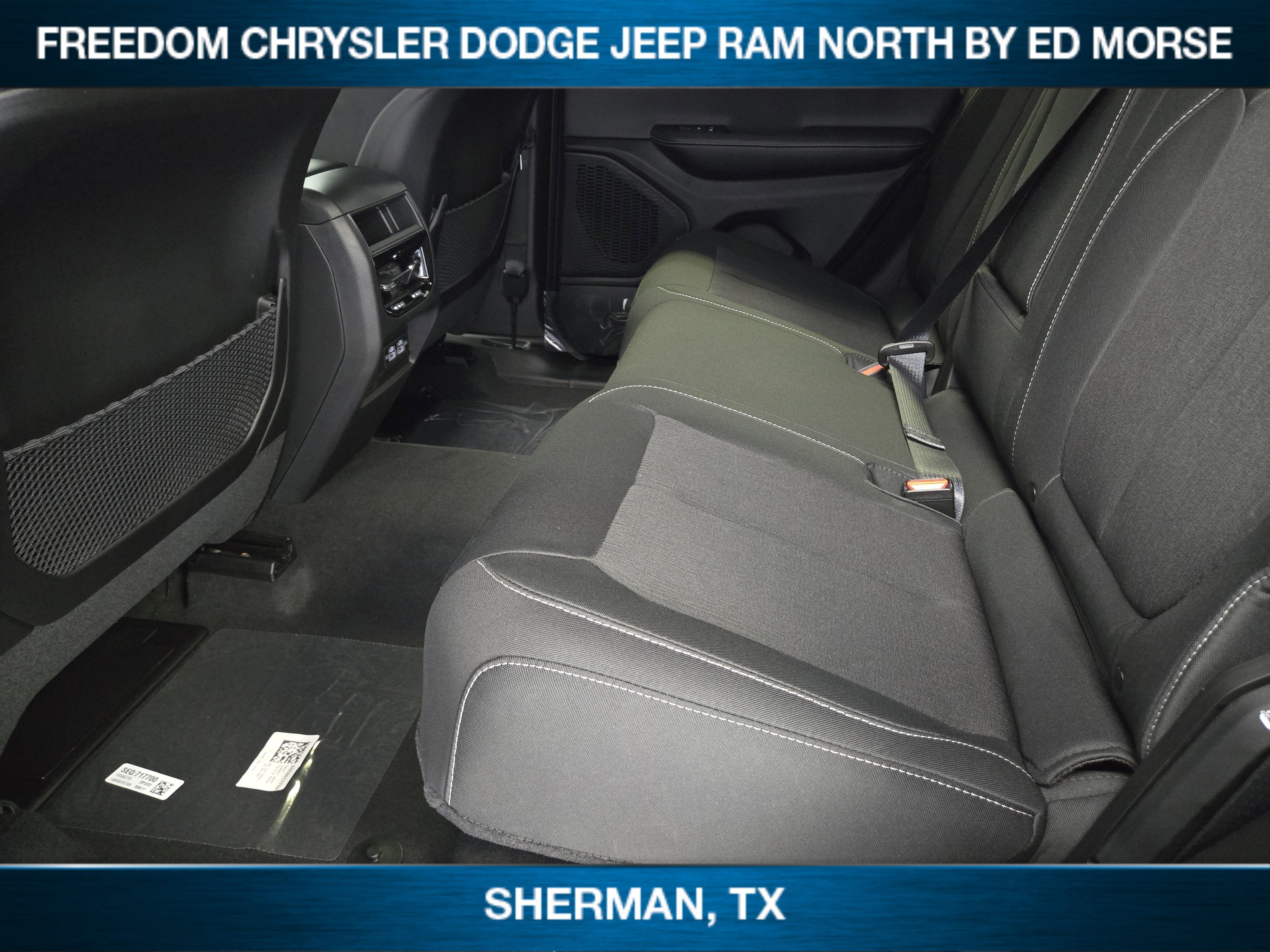 2026 Jeep Grand Cherokee GRAND CHEROKEE LAREDO X 4X2