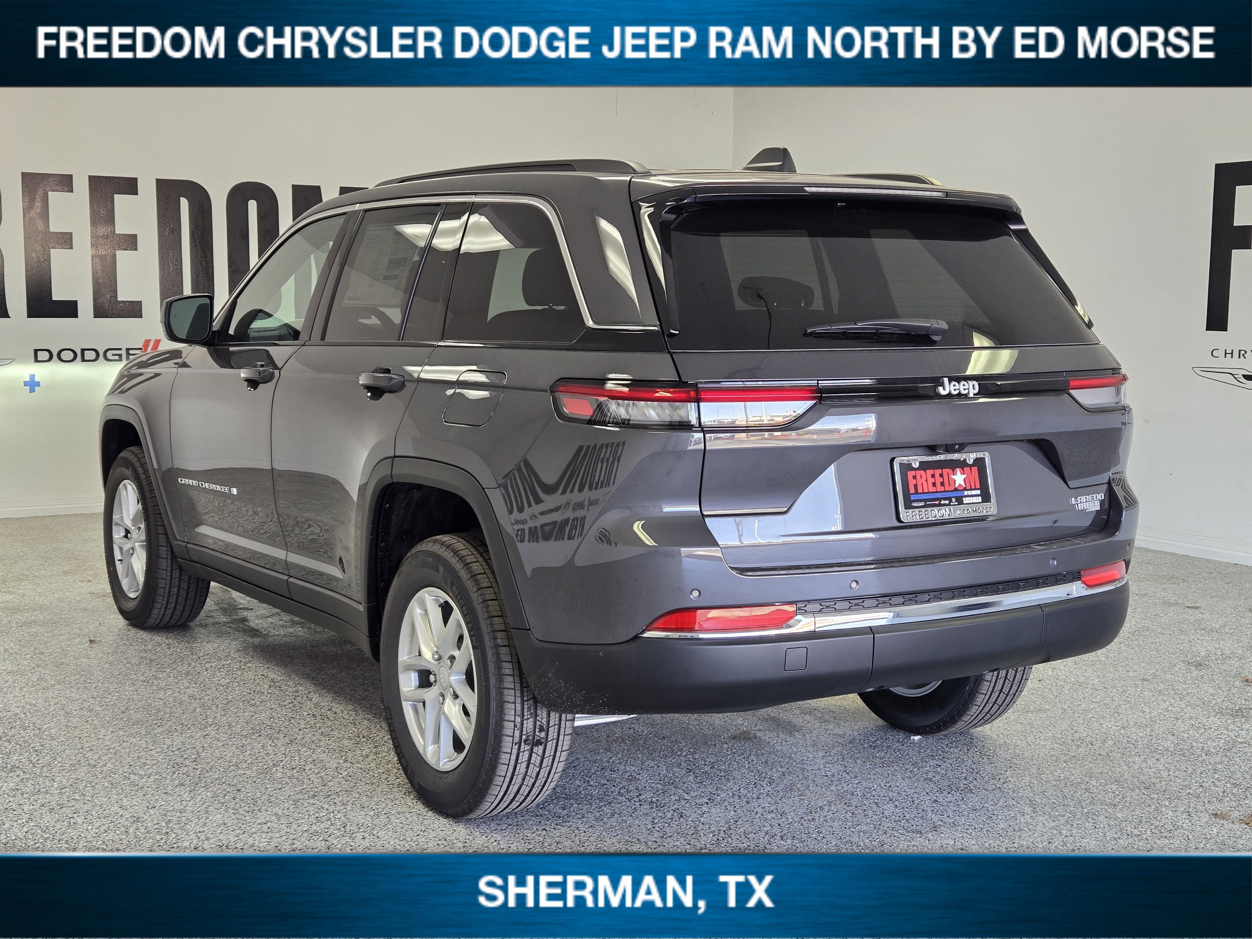 2026 Jeep Grand Cherokee GRAND CHEROKEE LAREDO X 4X2