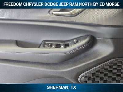 2025 Jeep Grand Cherokee GRAND CHEROKEE LAREDO X 4X2